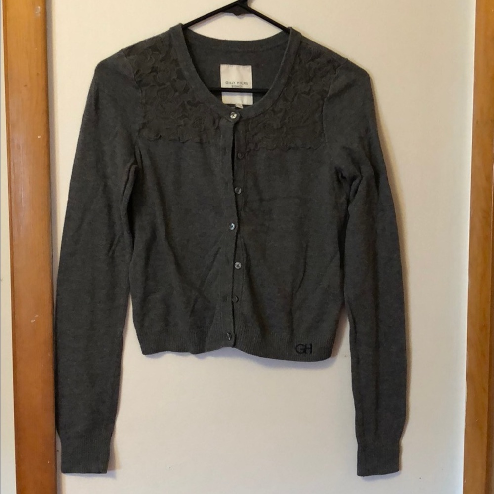Cardigan sweater
